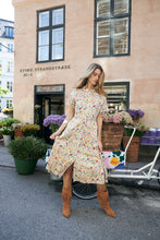 Load image into Gallery viewer, LOLLYS LAUNDRY BLAKE MIDI DRESS FLOWER PRINT