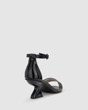 Load image into Gallery viewer, CHAOS & HARMONY CASTEL HEEL BLACK