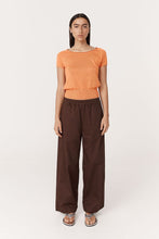 Load image into Gallery viewer, ROWIE MARYANNE BARREL LEG PANTS CHOCOLATE BROWN