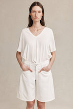 Load image into Gallery viewer, MARLE CROSS STITCH JEAN SHORT BLANC