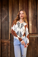 Load image into Gallery viewer, TUESDAY DIAMOND CARDI IVORY ARGYLE