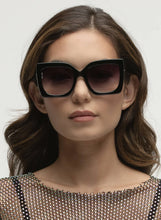 Load image into Gallery viewer, OTRA EYEWEAR - DYNASTY BLACK SMOKE