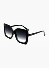 Load image into Gallery viewer, OTRA EYEWEAR - DYNASTY BLACK SMOKE