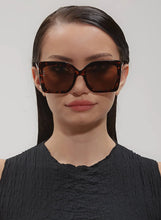 Load image into Gallery viewer, OTRA EYEWEAR - DYNASTY