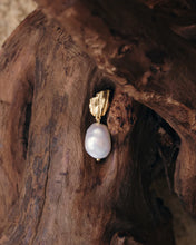Load image into Gallery viewer, BY CHARLOTTE GOLD MOONLIT TIDES PEARL DROP EARRING