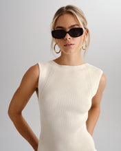 Load image into Gallery viewer, LUV LOU THE HELENA BLACK