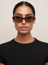 Load image into Gallery viewer, OTRA IVY SUNGLASS BLACK OLIVE