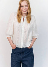 Load image into Gallery viewer, LOLLYS LAUNDRY JUNE SHIRT WHITE