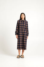 Load image into Gallery viewer, TUESDAY KAMALI COAT NAVY CHECK