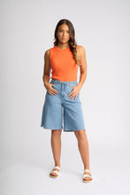 Load image into Gallery viewer, KNEWE ZURI SHORT LIGHT WASH DENIM