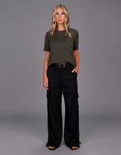 Load image into Gallery viewer, STORM MERINO CLASSIC TEE ARMY GREEN