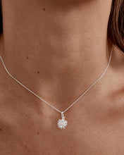 Load image into Gallery viewer, BY CHARLOTTE SILVER BIRTH FLOWER NECKLACE DAISY - APRIL