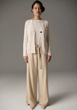 Load image into Gallery viewer, POL SIGNE TEE LONG SLEEVE WHITE/KHAKI