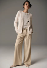 Load image into Gallery viewer, POL SIGNE TEE LONG SLEEVE WHITE/KHAKI