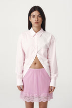 Load image into Gallery viewer, ROWIE RAMONA TIE BACK SHIRT POWDER PINK