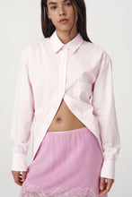 Load image into Gallery viewer, ROWIE RAMONA TIE BACK SHIRT POWDER PINK
