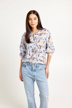 Load image into Gallery viewer, TUESDAY SAINT TOP CORNFLOWER PRINT