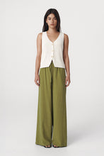 Load image into Gallery viewer, ROWIE TIA PALAZZO PANT PALM GREEN