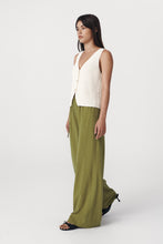 Load image into Gallery viewer, ROWIE TIA PALAZZO PANT PALM GREEN
