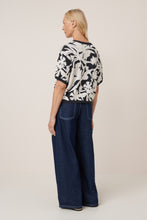 Load image into Gallery viewer, KOWTOW ETCHED TOP