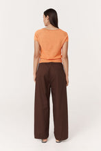 Load image into Gallery viewer, ROWIE MARYANNE BARREL LEG PANTS CHOCOLATE BROWN