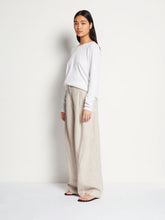 Load image into Gallery viewer, JULIETTE HOGAN LOUNGE CREW L/S T WHITE