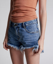 Load image into Gallery viewer, ONE TEASPOON HOLLYWOOD MARLON SHORT