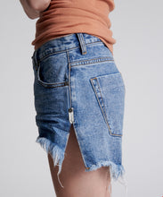 Load image into Gallery viewer, ONE TEASPOON HOLLYWOOD MARLON SHORT