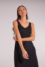 Load image into Gallery viewer, NYNE MERINO SLIP