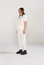 Load image into Gallery viewer, TAYLOR SOLACE TEE IVORY