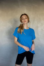 Load image into Gallery viewer, MAZU ALL YOU NEED CUFF TEE IBIZA BLUE