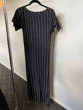 Load image into Gallery viewer, PRE LOVED TAYLOR DRESS / S