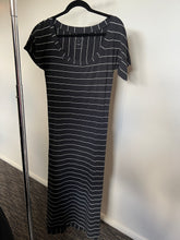 Load image into Gallery viewer, PRE LOVED TAYLOR DRESS / S