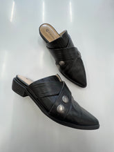 Load image into Gallery viewer, PRE LOVED CHAOS & HARMONY / 37