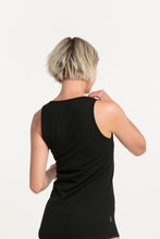 Load image into Gallery viewer, NES MERINO LATTICE SINGLET