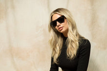 Load image into Gallery viewer, PRIVÉ REVAUX VICTORIA CAVIAR BLACK /BLACK