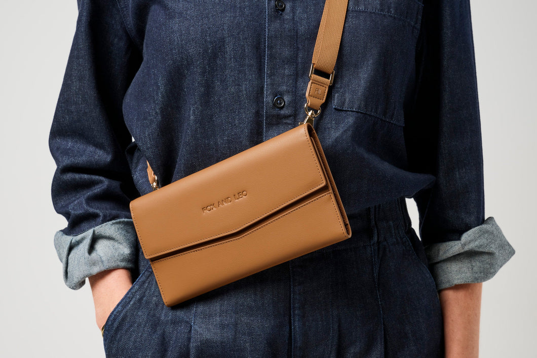 FOX & LEO THE TRAVELLER TAN