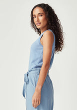 Load image into Gallery viewer, UNTOUCHED WORLD ARLEE SINGLET SKYBLUE
