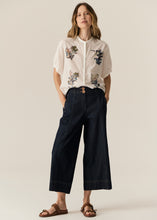 Load image into Gallery viewer, POL CARSON CROP PANT
