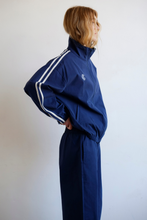 Load image into Gallery viewer, COMMONPLACE SPORTING JACKET NAVY
