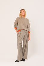 Load image into Gallery viewer, INDI &amp; COLD BEGONIA JUMPER BEIGE

