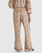 Load image into Gallery viewer, SASS MARGIE PANT PAISLEY
