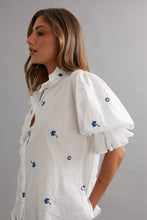 Load image into Gallery viewer, CAITLIN CRISP SOHO BLOUSE BLUEBELL VOILE
