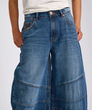 Load image into Gallery viewer, ONE TEASPOON BARREL JEANS DEEP PACIFICA BLUE
