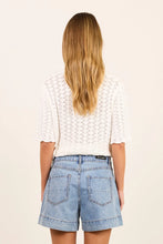 Load image into Gallery viewer, IVY + JACK KINDLY MID BLUE POCKET FRONT DENIM SHORTS
