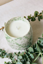 Load image into Gallery viewer, FLO'S HOME IVORY GREEN SPLASH GLAZED CERAMIC SOY WAX CANDLE

