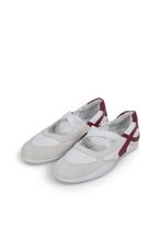 Load image into Gallery viewer, COMMONPLACE SPORTY BALLET IVORY/BURGUNDY
