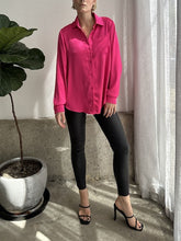 Load image into Gallery viewer, ESMAEE ALICE SATIN SHIRT HOT PINK
