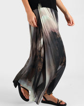 Load image into Gallery viewer, STORM SANDSTROM PRINT MAXI SKIRT
