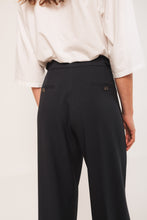 Load image into Gallery viewer, INDI &amp; COLD VERBENA PANT MARINO
